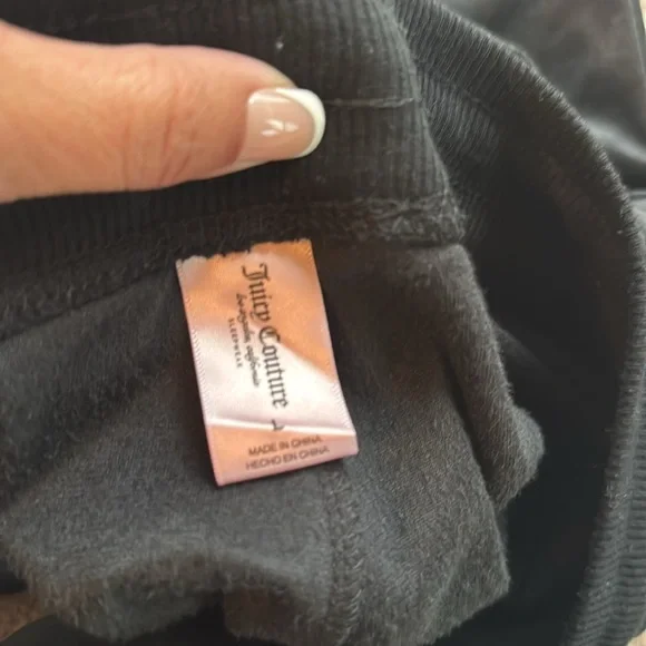 Juicy Black Velour Set - Picture 3 of 3